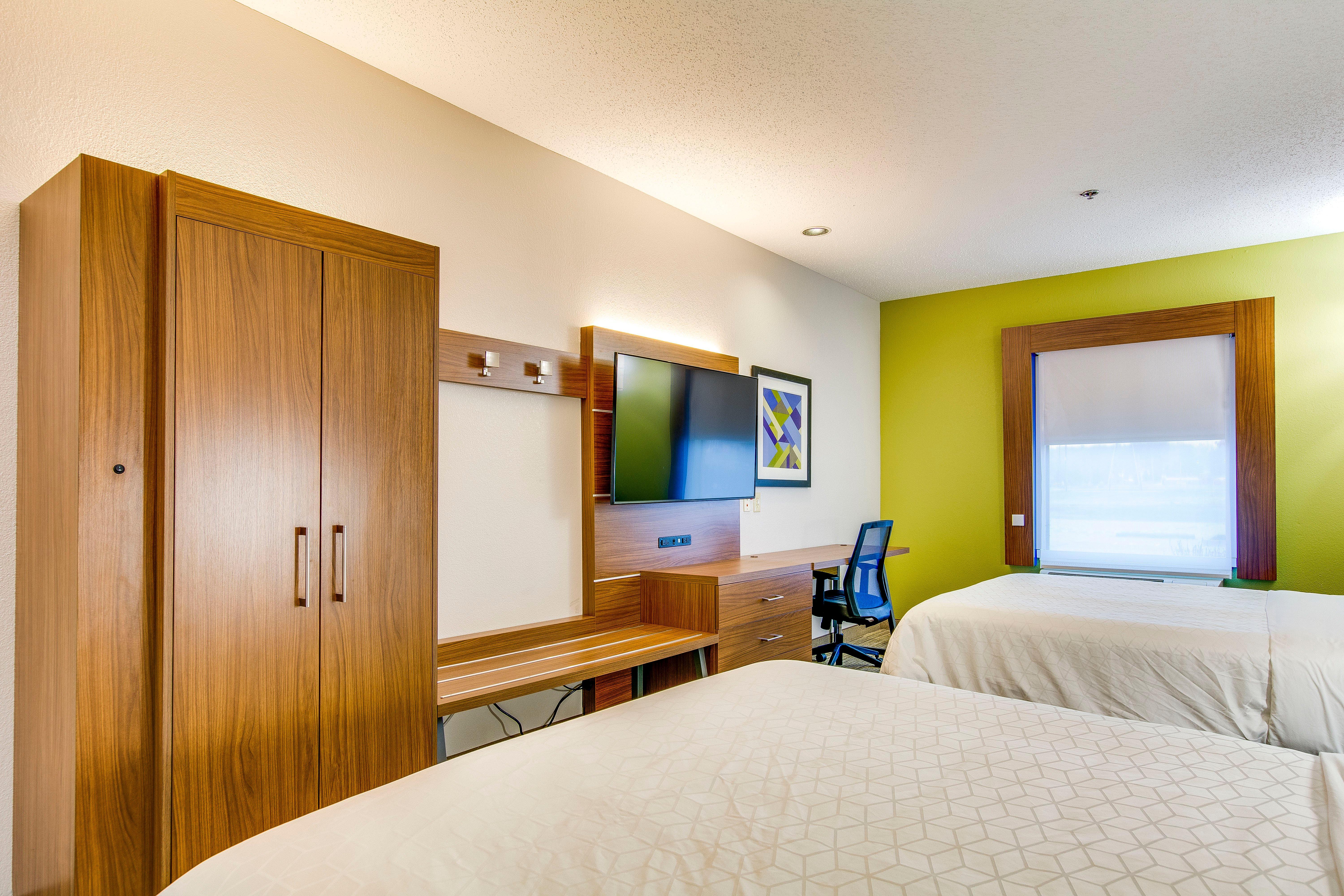 Holiday Inn Express Вінсенс Екстер'єр фото