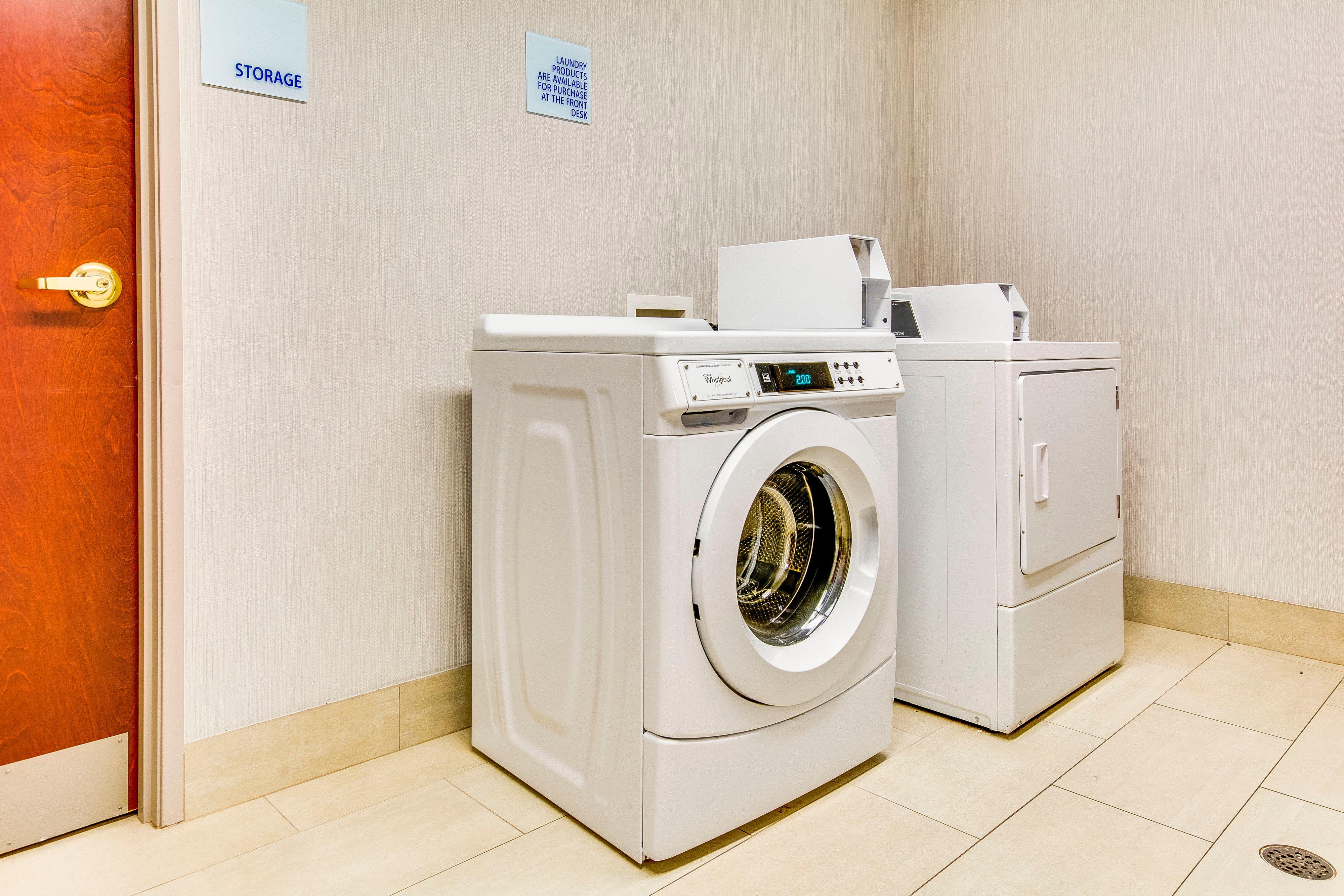 Holiday Inn Express Вінсенс Екстер'єр фото