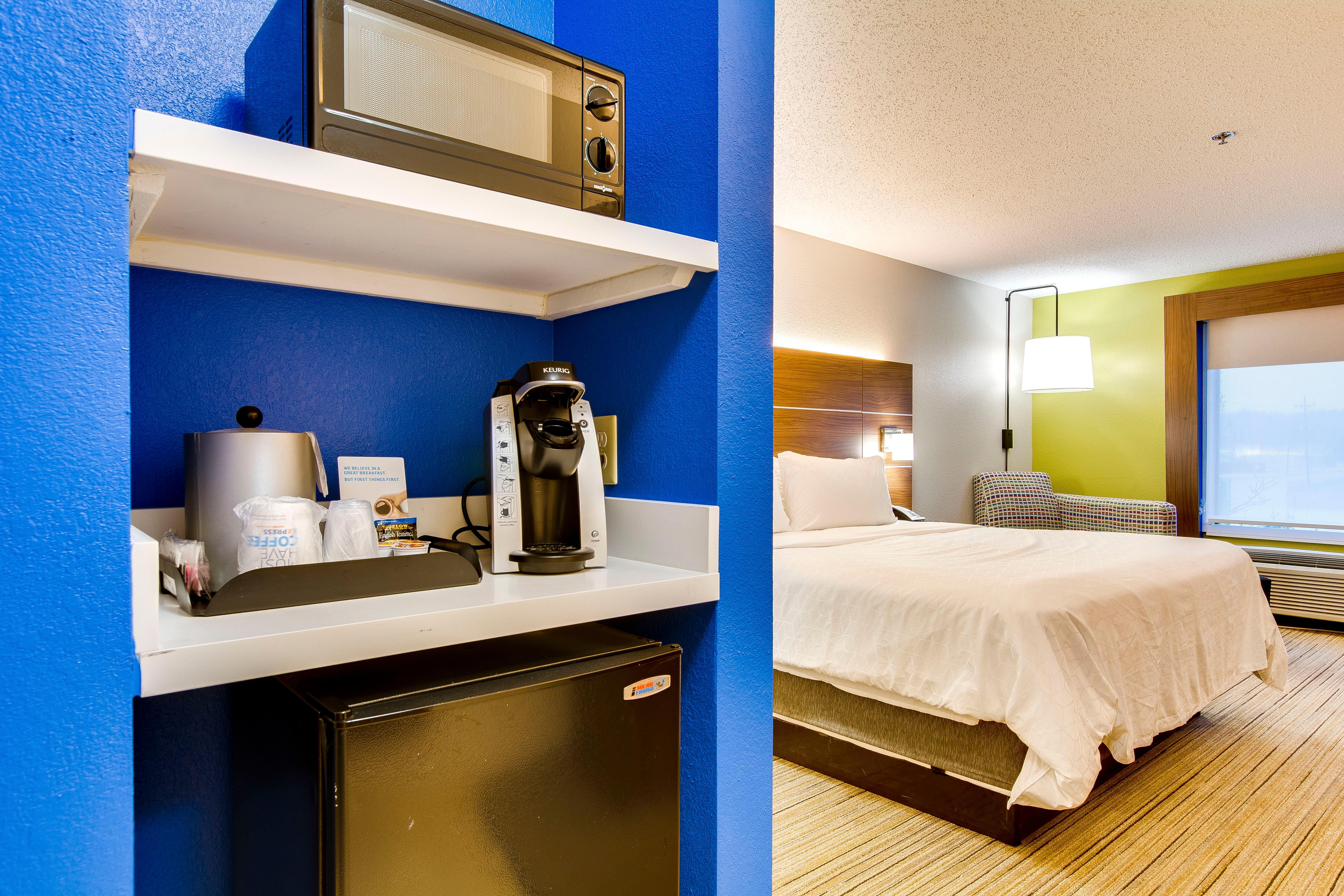 Holiday Inn Express Вінсенс Екстер'єр фото
