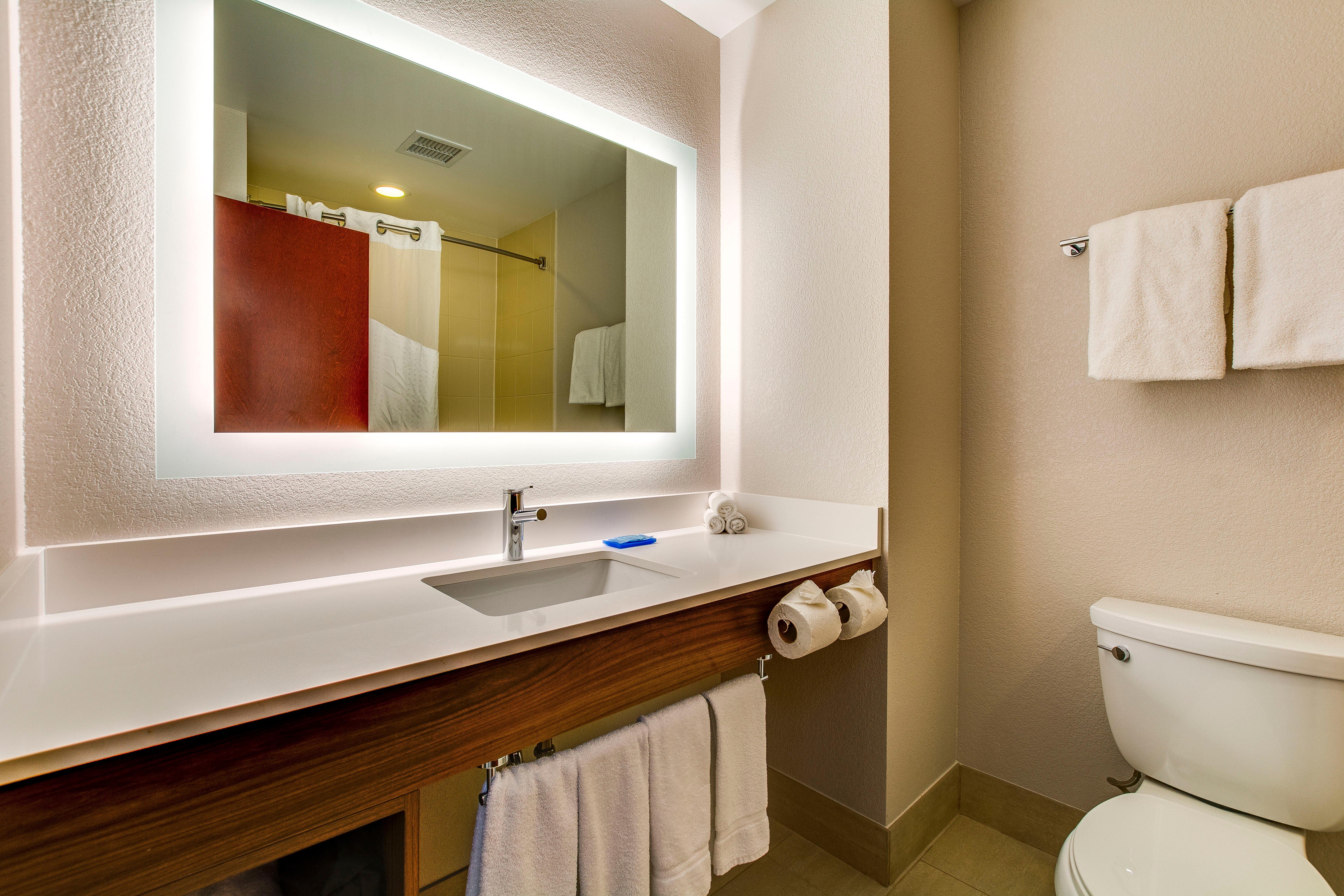 Holiday Inn Express Вінсенс Екстер'єр фото