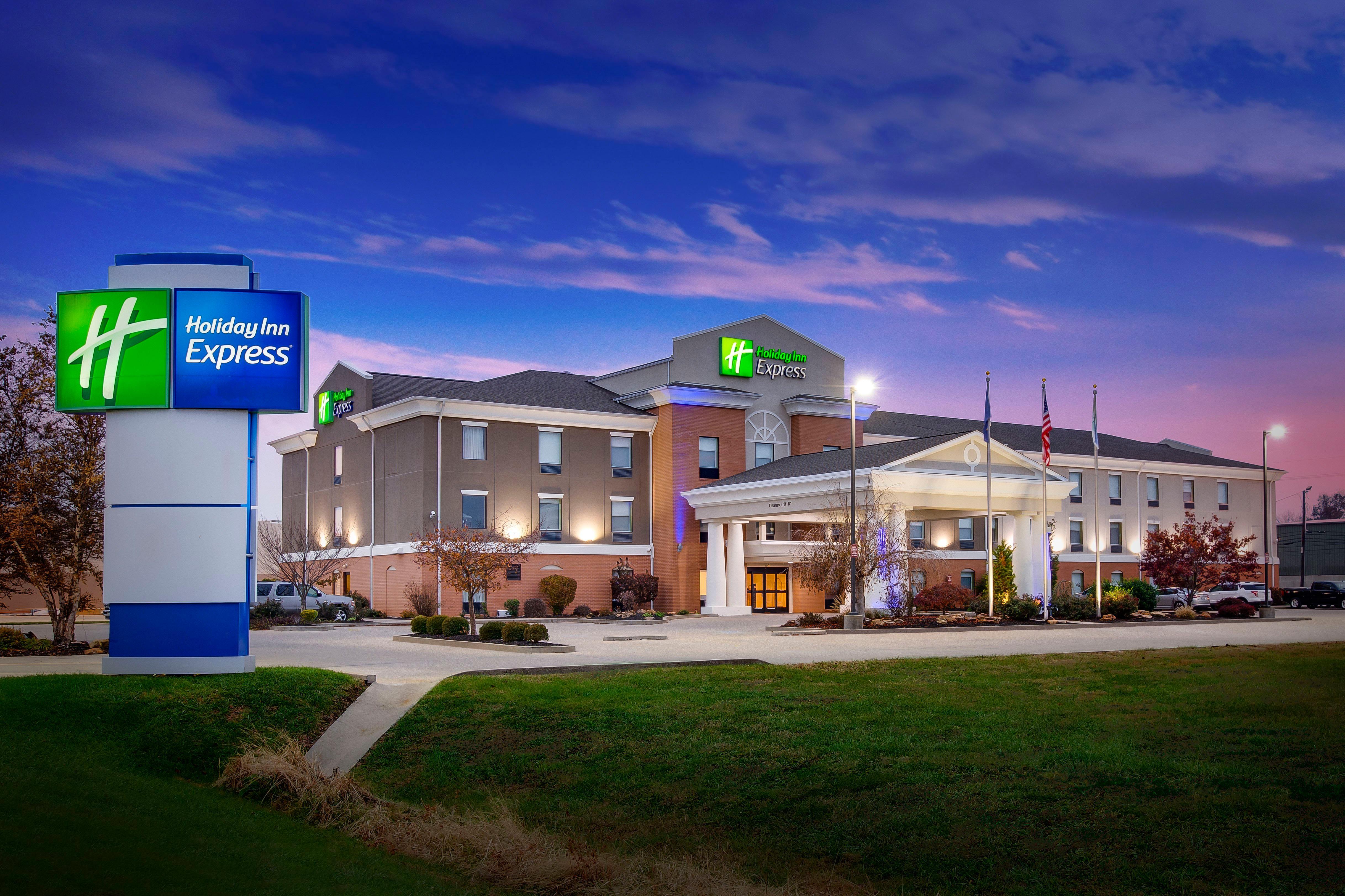 Holiday Inn Express Вінсенс Екстер'єр фото