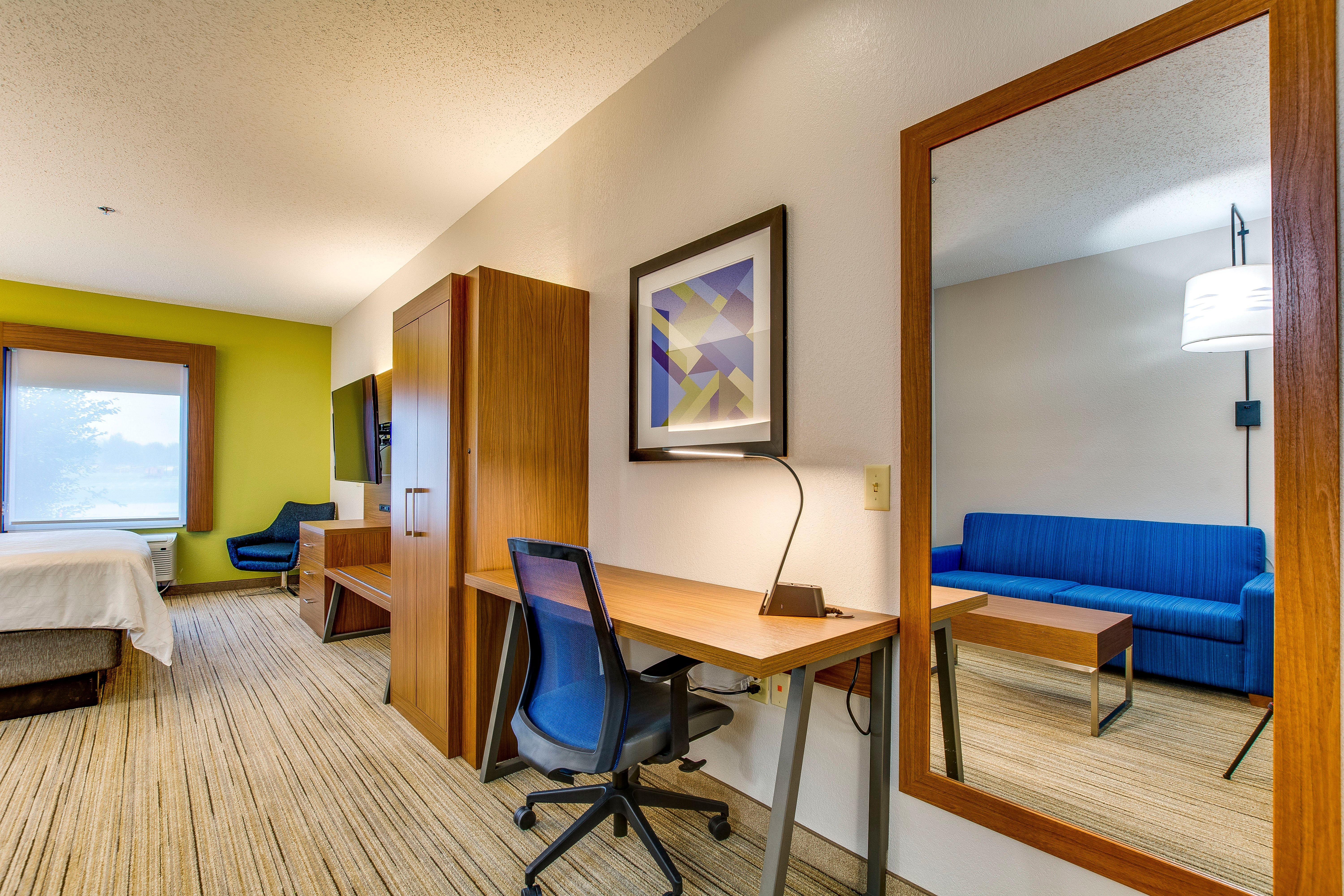 Holiday Inn Express Вінсенс Екстер'єр фото
