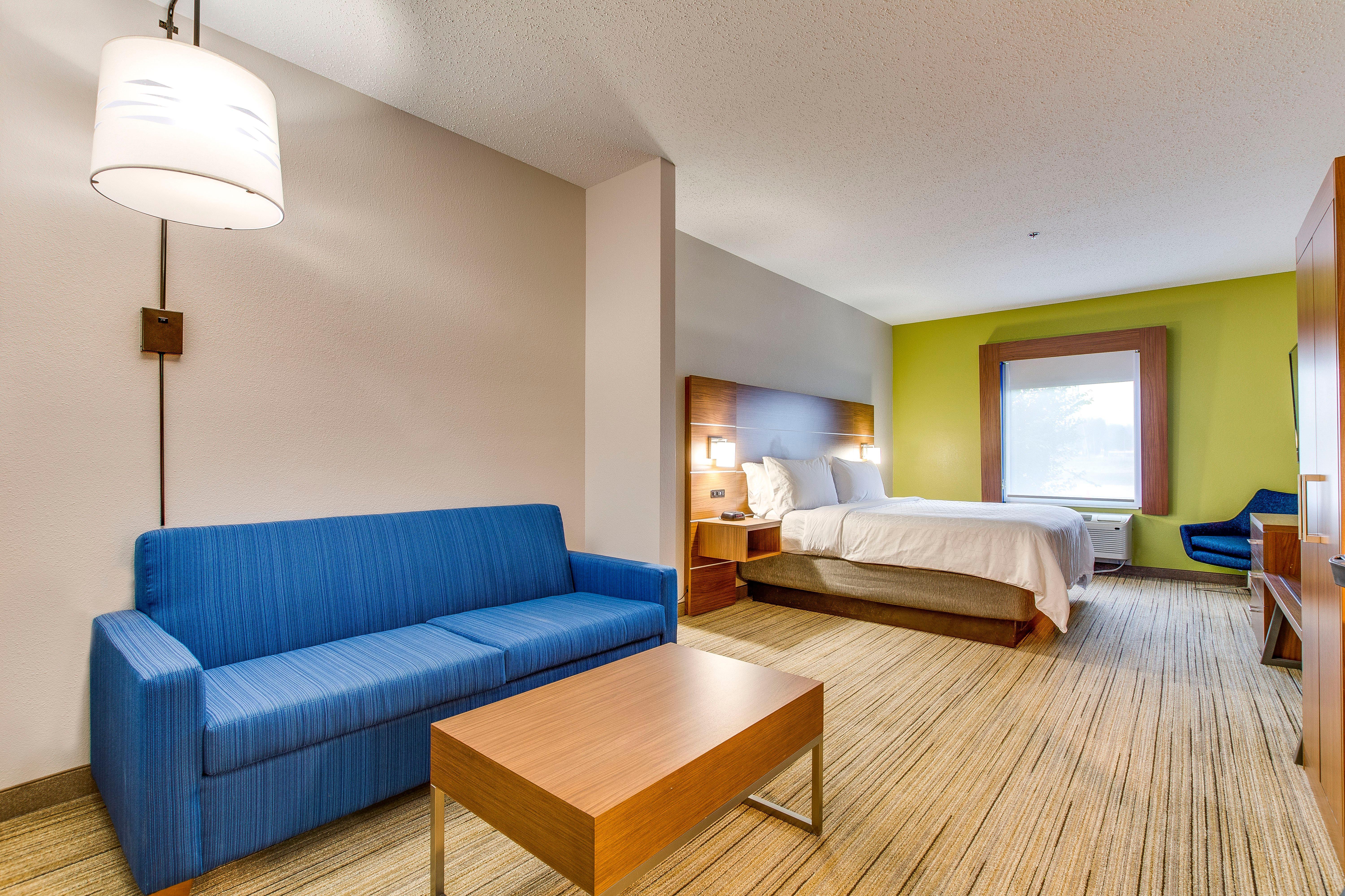Holiday Inn Express Вінсенс Екстер'єр фото