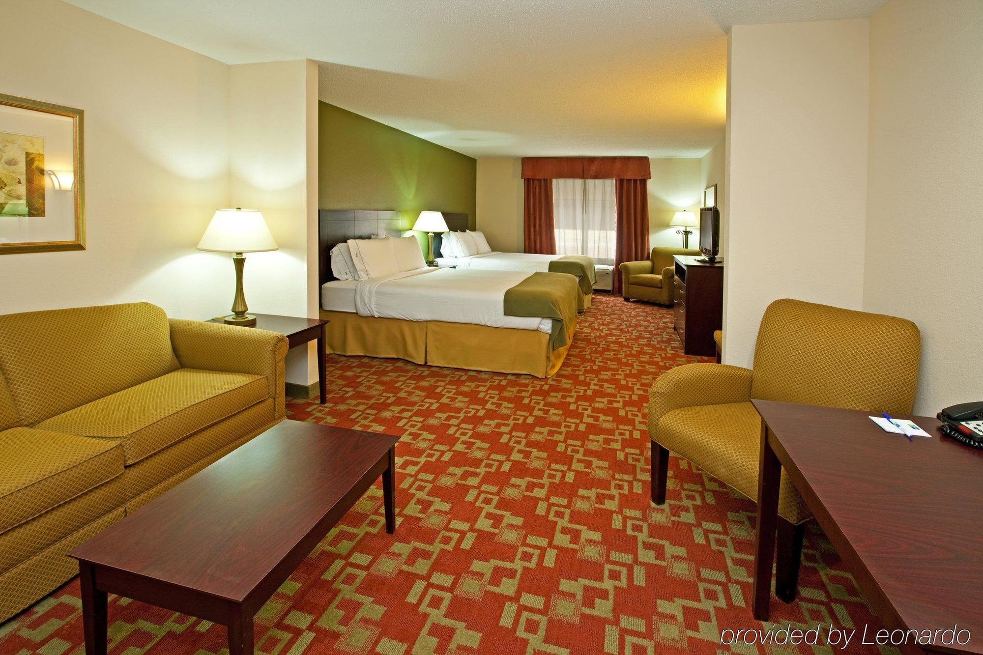 Holiday Inn Express Вінсенс Номер фото