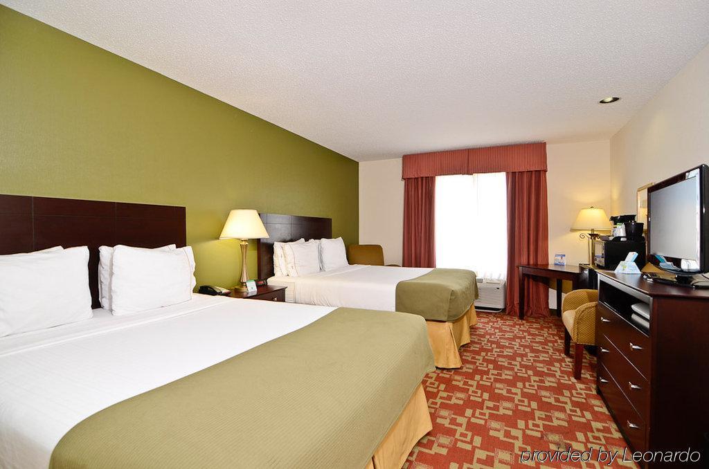Holiday Inn Express Вінсенс Екстер'єр фото